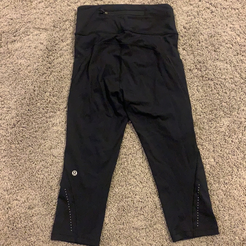 Lululemon - Picture 2 of 2